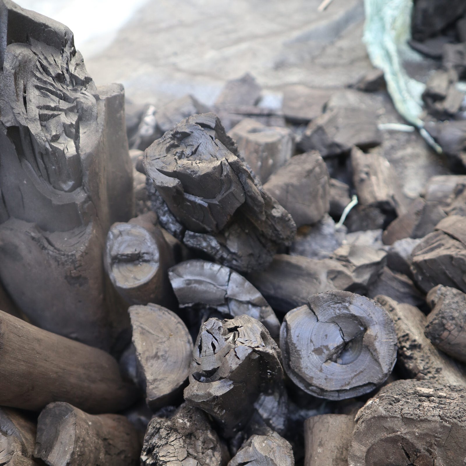hardwood charcoal supplier factory